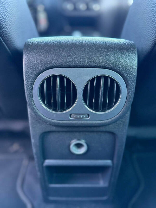 2012 Volkswagen Tiguan SEL 4Motion