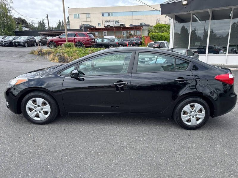 Used 2016 Kia Forte LX with VIN KNAFK4A69G5575206 for sale in Edmonds, WA