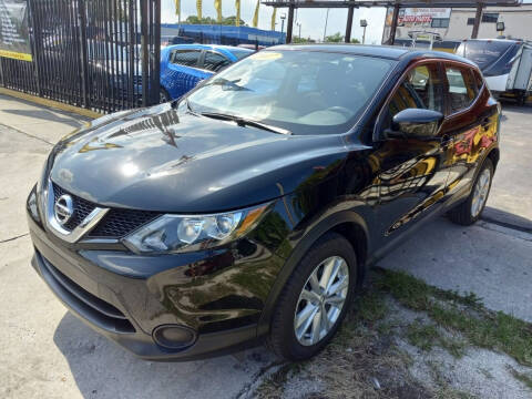 2018 Nissan Rogue for sale at AUTO ALLIANCE LLC in Miami FL