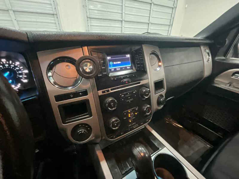 2017 Ford Expedition XLT