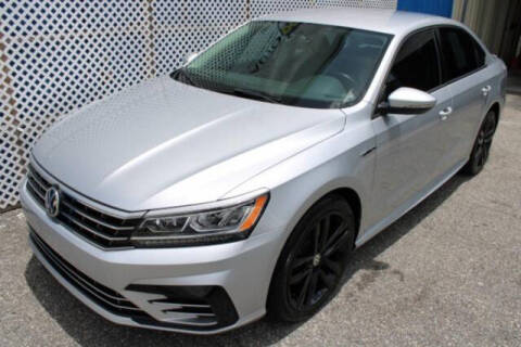 2018 Volkswagen Passat 2.0T R-Line