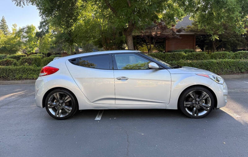2017 Hyundai Veloster Value Edition