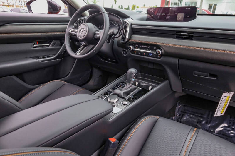 2025 Mazda CX-50 2.5 S Premium Plus