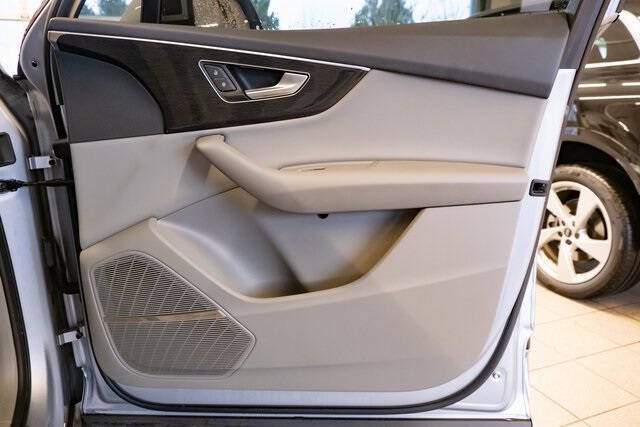 2021 Audi Q7 quattro Premium Plus 55 TFSI