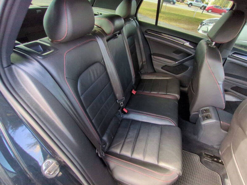 2015 Volkswagen Golf GTI SE