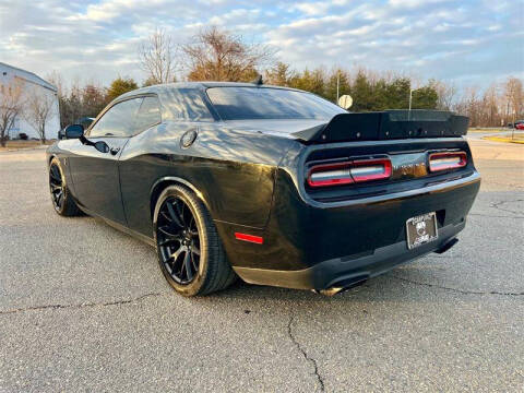 2015 Dodge Challenger SRT Hellcat
