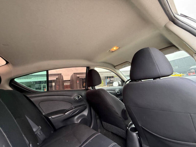 2014 Nissan Versa 1.6 S