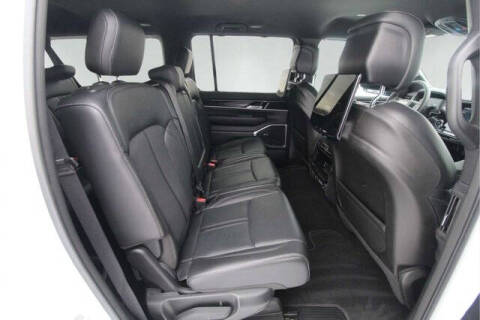 2023 Jeep Wagoneer L