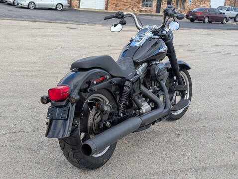 2016 Harley-Davidson FLD Switchback