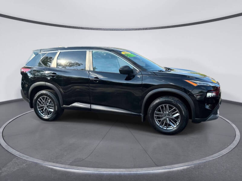 2022 Nissan Rogue S
