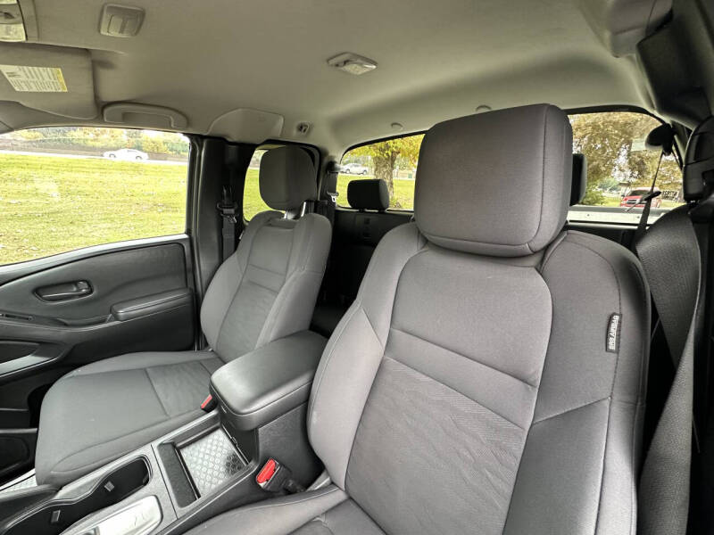 2023 Nissan Frontier