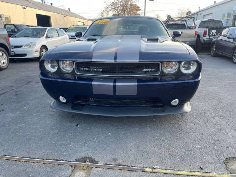2014 Dodge Challenger SRT8