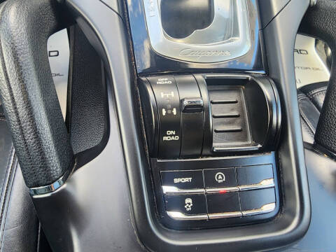 2014 Porsche Cayenne Platinum