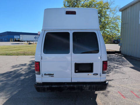 2013 Ford E-Series E-250