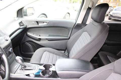2016 Ford Edge SE