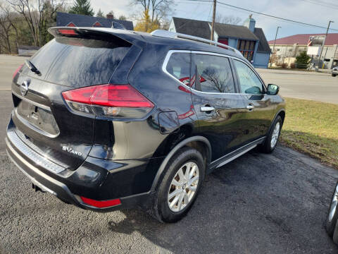 2017 Nissan Rogue SV