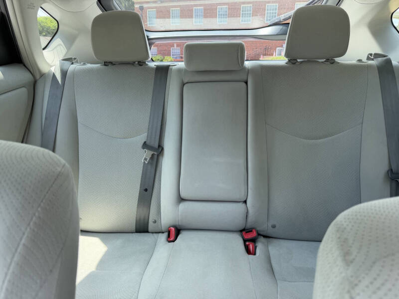 2013 Toyota Prius One