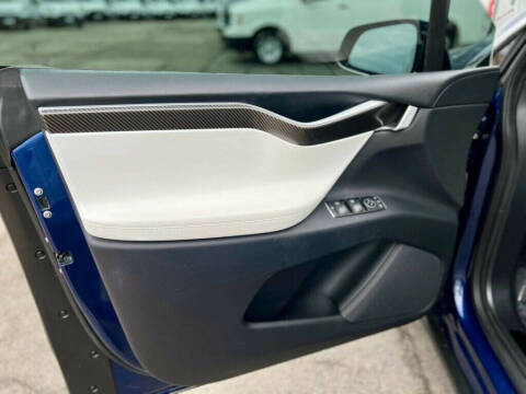 2016 Tesla Model X