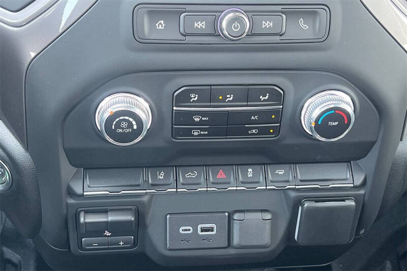 2024 GMC Sierra 2500HD Pro