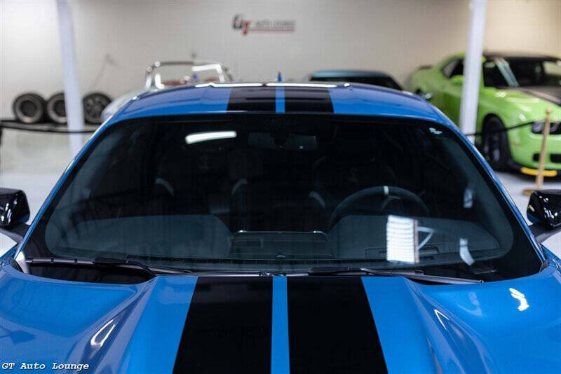 2020 Ford Mustang 25