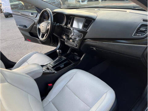 2016 Kia Cadenza Limited