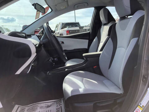 2016 Toyota Prius Two