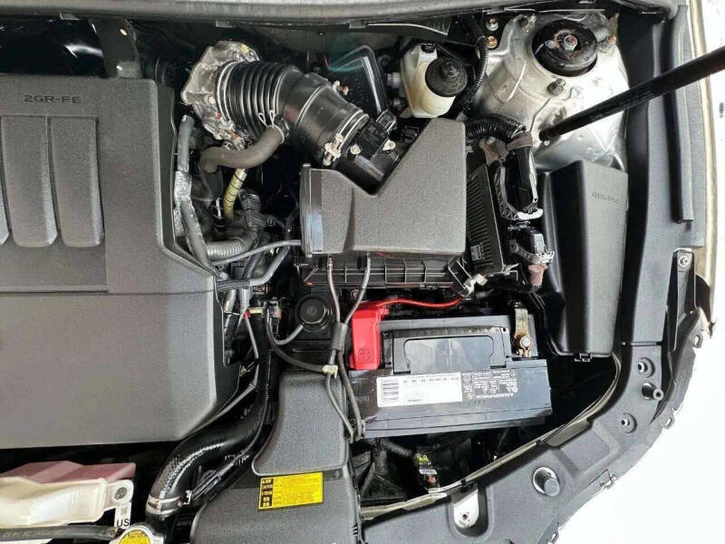 2013 Toyota Avalon XLE