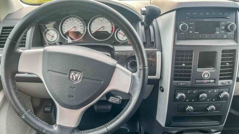 2009 Dodge Grand Caravan SXT