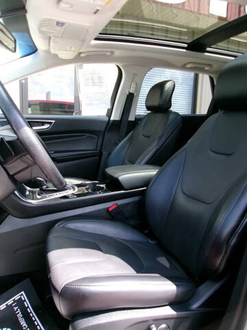 2017 Ford Edge Titanium