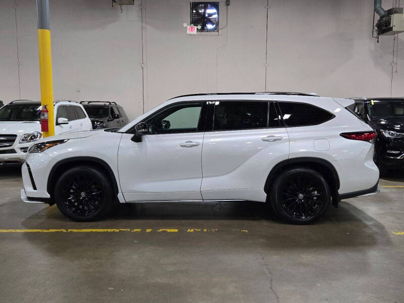 2023 Toyota Highlander XSE