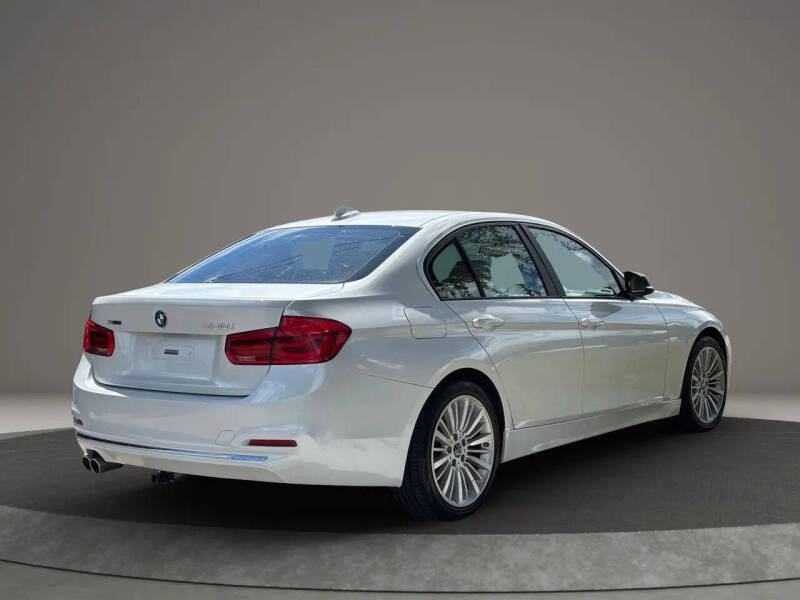 2017 BMW 3 Series 330i xDrive