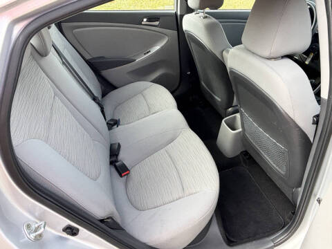 2017 Hyundai Accent SE