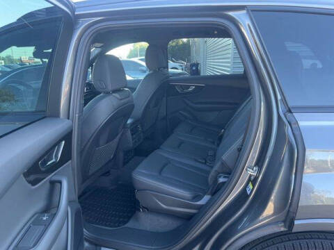 2026 Audi Q7 quattro Premium 55 TFSI