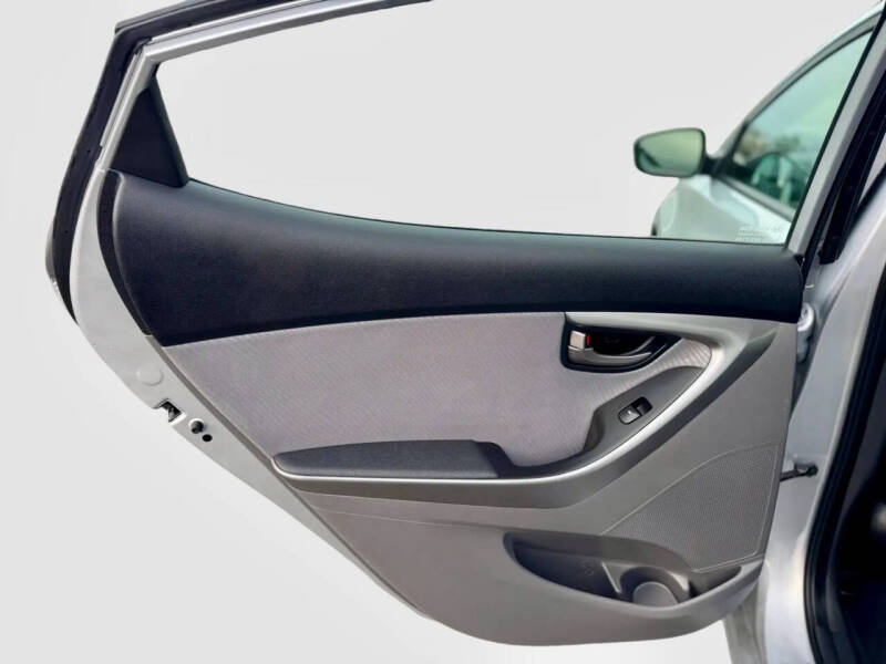 2011 Hyundai Elantra