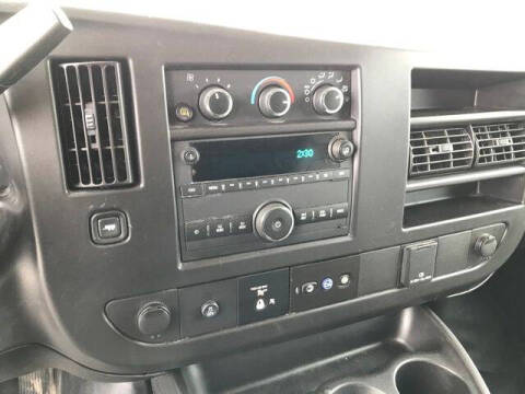 2024 Chevrolet Express 2500