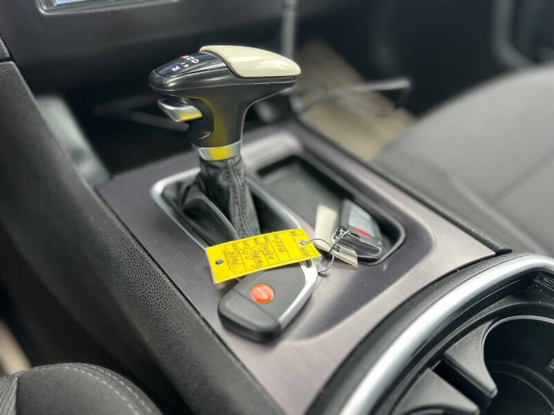 2016 Dodge Charger SE