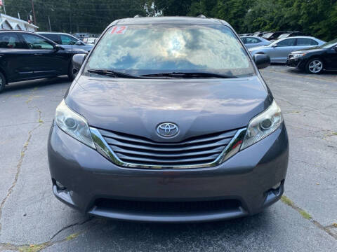 2012 Toyota Sienna