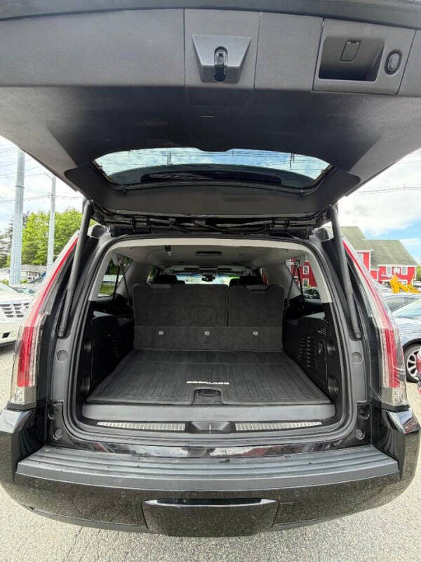 2018 Cadillac Escalade ESV Premium Luxury