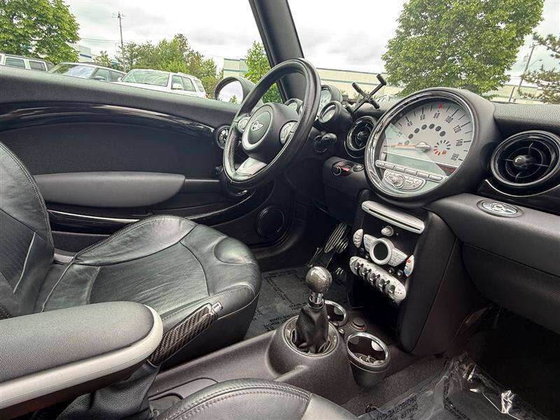 2010 MINI Cooper John Cooper Works