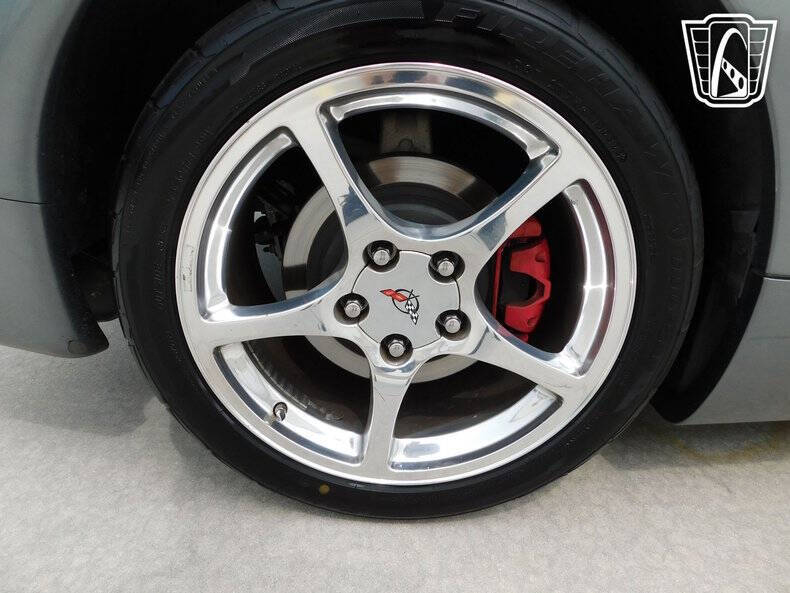 2004 Chevrolet Corvette