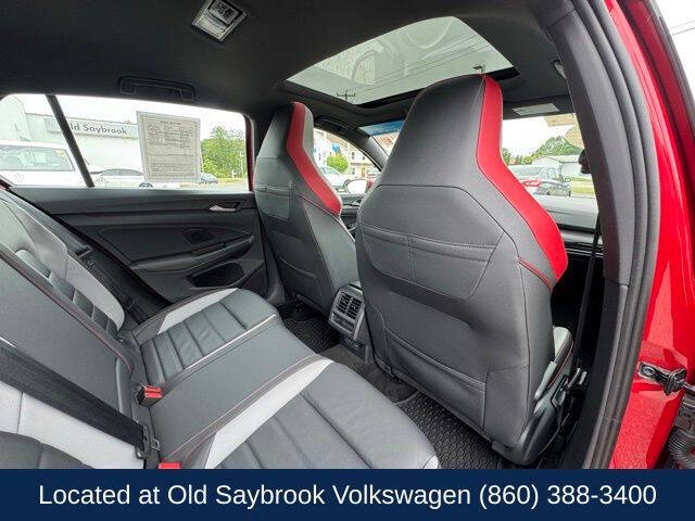 2024 Volkswagen Golf GTI SE