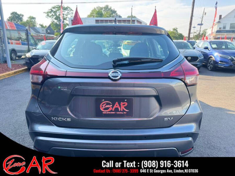 2021 Nissan Kicks SV