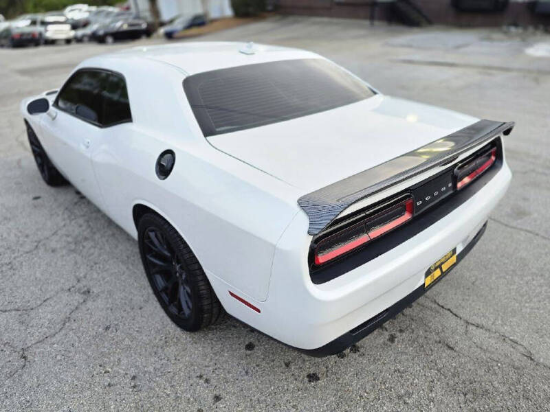 2015 Dodge Challenger SRT Hellcat