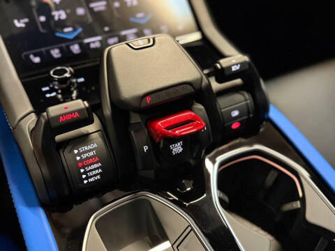 2025 Lamborghini Urus SE