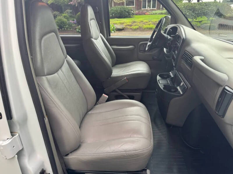 2000 GMC Savana G3500