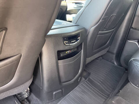 2016 Cadillac Escalade Luxury Collection