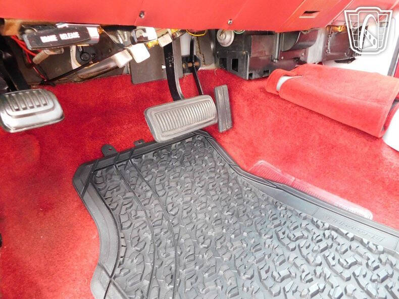 1988 Dodge Ramcharger 100