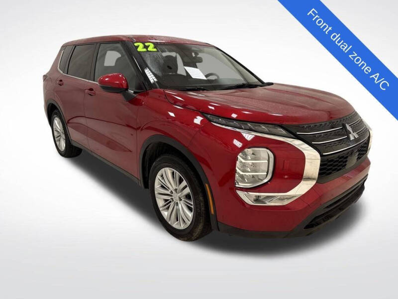 2022 Mitsubishi Outlander ES