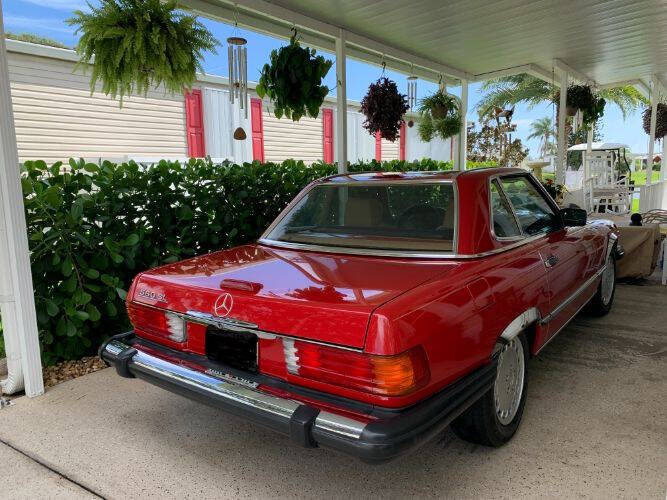 1989 Mercedes-Benz 560-Class 560 SL