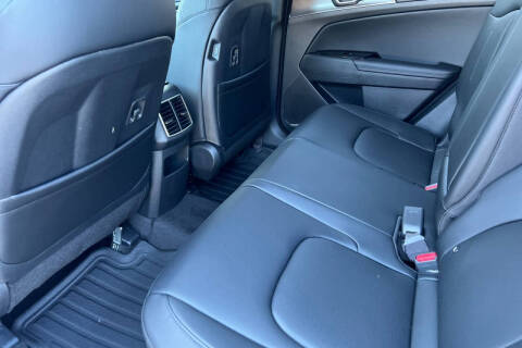 2025 Kia Sportage Hybrid EX